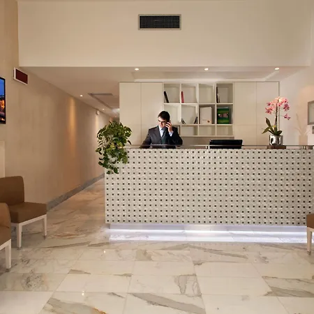 Hotel Floris Rom
