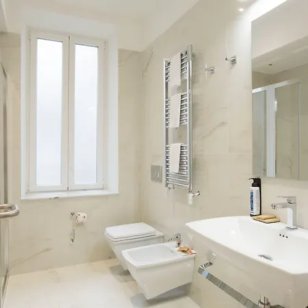 Hotel Floris 3*