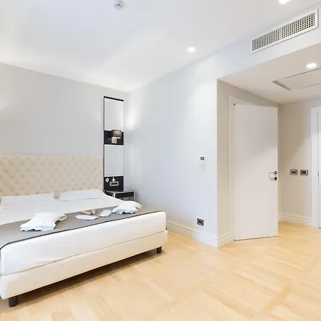 Hotel Floris 3*