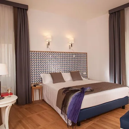 Hotell Floris