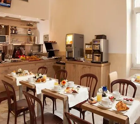 Hotel Floris 3*